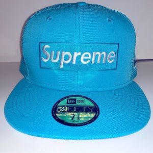 NWT Teal New Era Supreme Logo 6-panel Fitted Cap